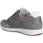 Chaussures de sport Geox Avery grises en daim look fashion pour homme 