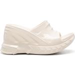 Sandales compensées de créateur Givenchy blanc d'ivoire en caoutchouc à bouts ronds Pointure 41 