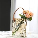 Vases en cristal transparents à fleurs en cuir 