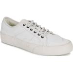 Baskets basses Globe blanches Pointure 41 look casual pour homme en promo 