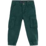Pantalons Guess Kids verts Taille 12 ans look fashion pour garçon de la boutique en ligne Miinto.fr 