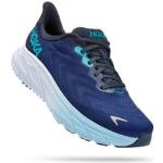 Chaussures de running Hoka Arahi bleues en fil filet vegan légères pour homme en promo 