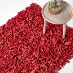Tapis shaggy Homescapes rouges en cuir 