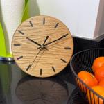 Horloges de bureau marron en chêne enduites modernes 