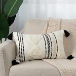 Housses de coussin bohème décorative avec pompons - Pour canapé, moderne, style bohème, super douces - Pour chambre, salon - 30 x 50 cm - Noir et blanc