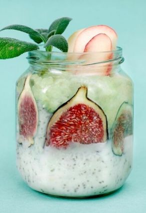 dessert vegan dans un pot en verre