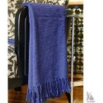 Couvertures bleu indigo en coton à pompons 
