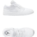 Chaussures Nike Jordan blanches en cuir en cuir respirantes Pointure 38,5 classiques pour femme en promo 