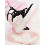 Baskets plateforme Nike Jordan roses en caoutchouc à lacets Pointure 44 look casual pour femme en promo 