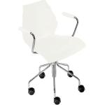 Chaises design Kartell blanches avec accoudoirs 