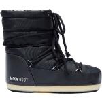 Chaussures de randonnée d'hiver Moon Boot noires look fashion 