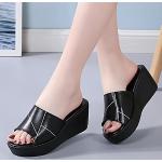 Sandales à talons noires à rayures en cuir à motif vaches avec un talon entre 7 et 9cm look fashion pour femme 