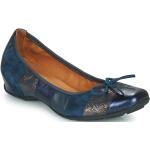 Chaussures casual Mamzelle bleues en cuir Pointure 41 avec un talon entre 3 et 5cm look casual pour femme 