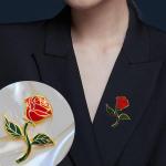 Broches en or roses en métal look fashion pour femme 