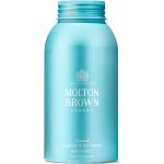 Sels de bain Molton Brown cruelty free à l'huile de bergamote 300 ml relaxants texture lait 