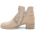 Chaussures basses Nero Giardini en cuir Pointure 36 look fashion pour femme 