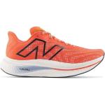 Chaussures de running New Balance FuelCell rouges pour homme en promo 