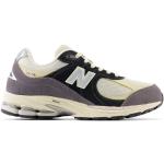 Chaussures de running New Balance 2002R beiges en fil filet légères Pointure 38 pour femme 