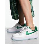 Baskets à lacets Nike Air Force 1 blanches en caoutchouc à lacets Pointure 36 look casual pour femme 