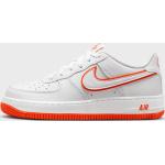 Chaussures de basketball  Nike Air Force 1 blanches Pointure 38 