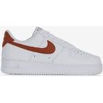 Chaussures Nike Air Force 1 blanches Pointure 37,5 pour femme 
