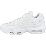 Baskets à lacets Nike Essentials blanches Pointure 40,5 look casual 