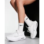 Baskets à lacets Nike Air Max Bliss blanches en cuir à lacets Pointure 40 look casual pour femme en promo 