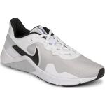 Baskets basses Nike Essentials blanches Pointure 40 avec un talon jusqu'à 3cm look casual pour homme en promo 
