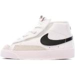 Chaussures de sport Nike Blazer Mid '77 blanches Pointure 23,5 look fashion pour garçon 