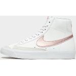 Chaussures Nike Blazer Mid blanches look vintage pour homme 