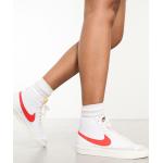 Baskets montantes Nike Blazer blanches en cuir à lacets Pointure 37,5 look casual pour femme en promo 