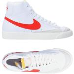 Chaussures Nike Blazer Mid '77 blanches en daim en daim respirantes Pointure 38,5 classiques pour femme en promo 