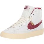 Nike Blazer Mid '77 Vintage Track Chaussures de survêtement pour femme, Mousseline blanc/rouge, 41 EU
