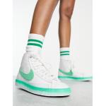 Baskets semi-montantes Nike Blazer blanches en cuir à lacets Pointure 38 look casual pour femme en promo 