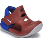 Claquettes de piscine Nike Sunray Protect rouges Pointure 26 pour enfant en promo 