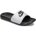 Claquettes de piscine Nike Benassi noires Pointure 41 avec un talon jusqu'à 3cm pour homme en promo 