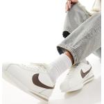 Baskets à lacets Nike Cortez blancs cassés en cuir à lacets Pointure 38 look casual pour femme 
