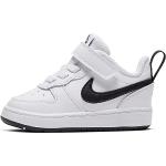 Chaussures de sport Nike Court Borough blanches en caoutchouc Pointure 33,5 look fashion pour garçon 