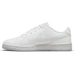 Chaussures de sport Nike Court Royale blanches en cuir Pointure 38,5 look fashion pour femme en promo 