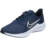 Chaussures montantes Nike Downshifter blanches look fashion pour homme 