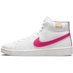 Chaussures Nike Court Royale blanches en cuir en cuir Pointure 39 look fashion pour femme en promo 