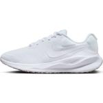 Baskets  Nike Revolution 5 blanches Pointure 37,5 look fashion pour femme 