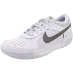 Chaussures de tennis  Nike Football blanches Pointure 35,5 look fashion pour femme en promo 