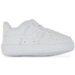 Chaussures Nike blanches Pointure 17 pour enfant 