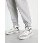 Chaussures Nike Jordan grises en caoutchouc en cuir Pointure 36 pour femme 