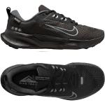 Chaussures de running Nike noires en fil filet en gore tex respirantes Pointure 42,5 pour femme en promo 