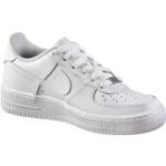 Chaussures Nike Air Force 1 blanches look fashion pour enfant 