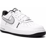 Chaussures Nike Air Force 1 LV8 blanches en caoutchouc en cuir à bouts ronds pour femme 