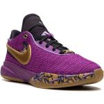 Baskets  Nike LeBron violettes en caoutchouc 