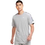 T-shirts Nike Repeat gris foncé à manches courtes à manches courtes Taille L look fashion pour homme 
